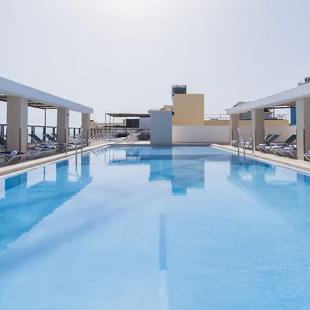 By Alexandra Saint Julian's