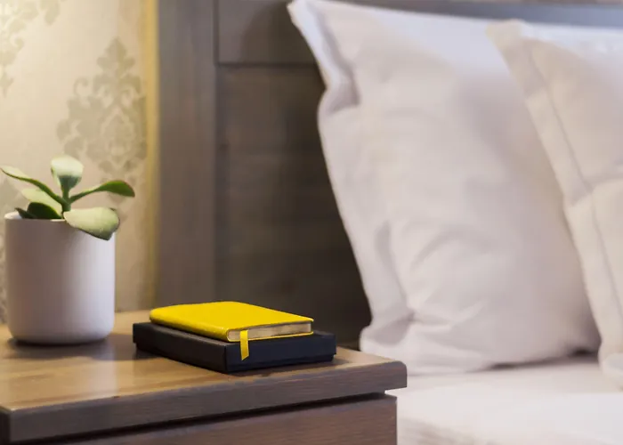 By Alexandra Hotel 3*